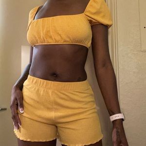 Cropped shorts set